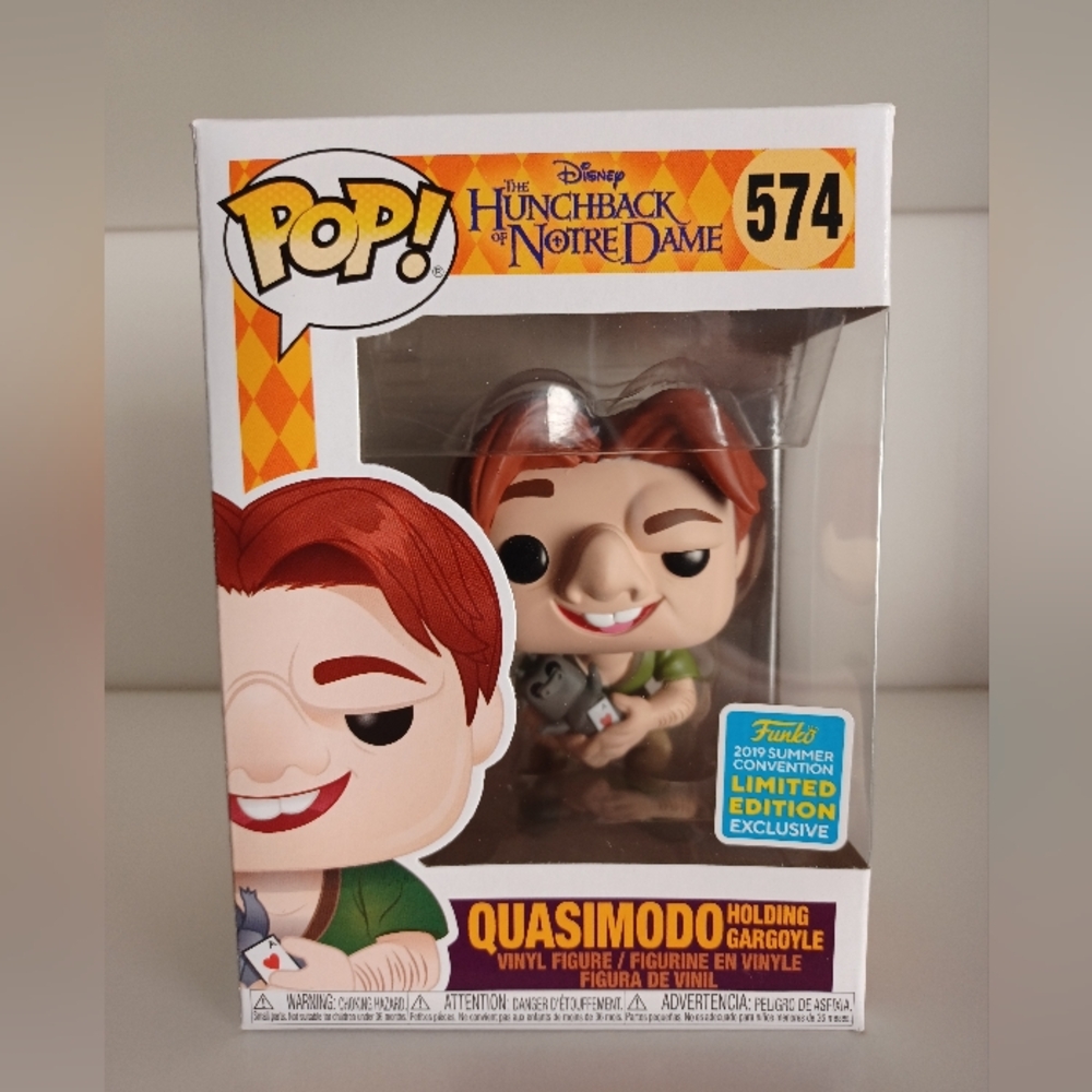 Disney Quasimodo Holding Gargoyle From Hunchback Of Notre Dame 574 Funko‎ Pop